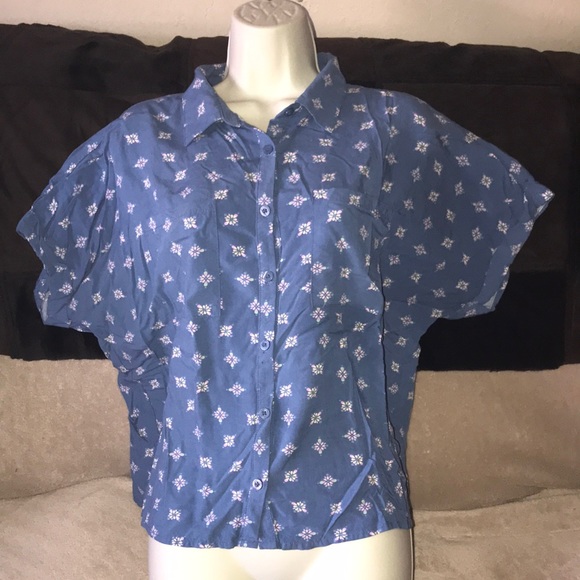 LuLaRoe small button down shirt 💕 - Picture 1 of 3